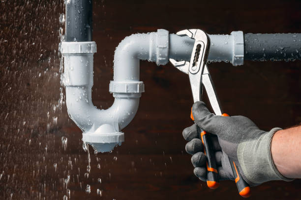 Professional Leak Detection technician working in Glasgow, VA